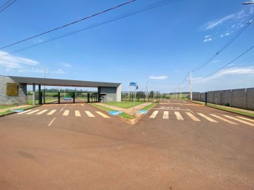 Terreno em Condom�nio � Venda