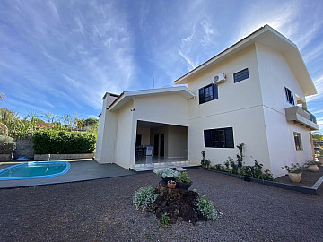 Sobrado � Venda